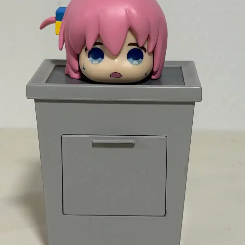 [BUNJANG] Bocchi the Rock! Hitori Gotoh Goods Storage Box Figure / 봇치더락 고토 히토리 소품 보관함 피규어
