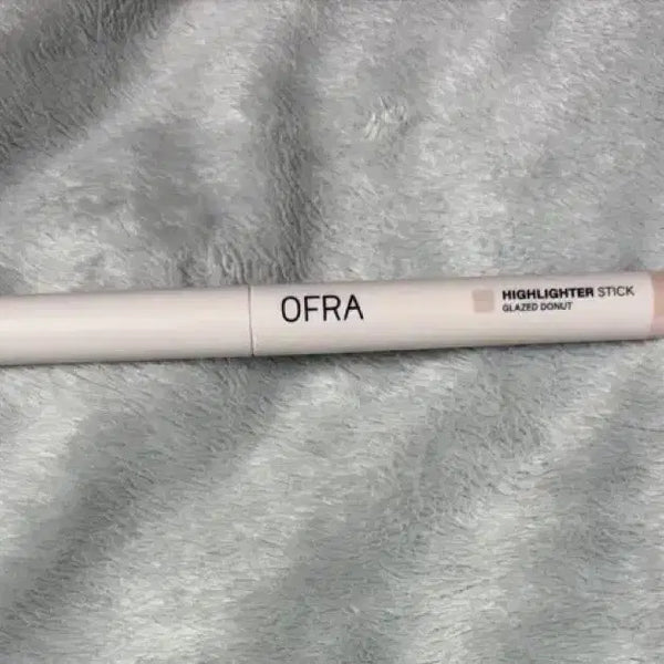 [BUNJANG] Ophra Highlighter Stick Glazed Donut / 오프라 하이라이터 스틱 글레이즈드 도넛