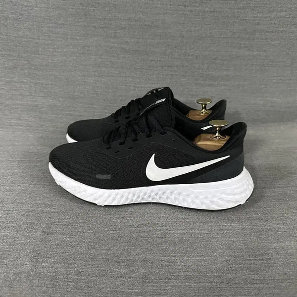 [BUNJANG] Nike Revolution 5 Running Shoes Women's (250mm) / 나이키 레볼루션5 러닝화/여성(250mm)/s2134