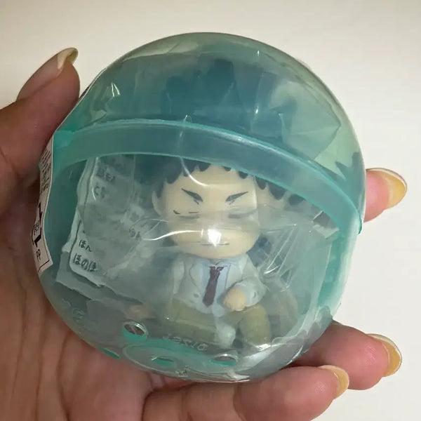 [BUNJANG] Haikyuu!! Shoulder Sit Gacha Iwaizumi School Uniform Version (Sealed) / 하이큐 어깨쿵 가챠 이와이즈미 교복버전 미개봉