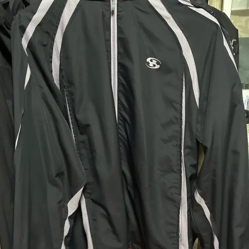 [BUNJANG] Sansan Gear Slash Hoodie Size 3 / 산산기어 슬래쉬 후디 3사이즈