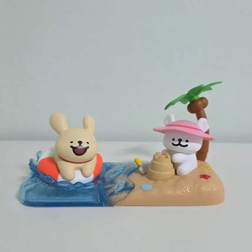 [BUNJANG] Maltese & Retriever Beach Play Figure Set (2 Types) / 몰티즈&리트리버 랜덤 피규어 2종 세트