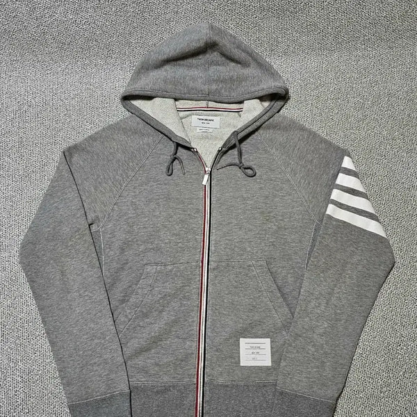 [BUNJANG] Thom Browne 4-Bar Armband Grey Hoodie Zip-Up / [2 사이즈] 톰브라운 4바 완장 그레이 후드집업