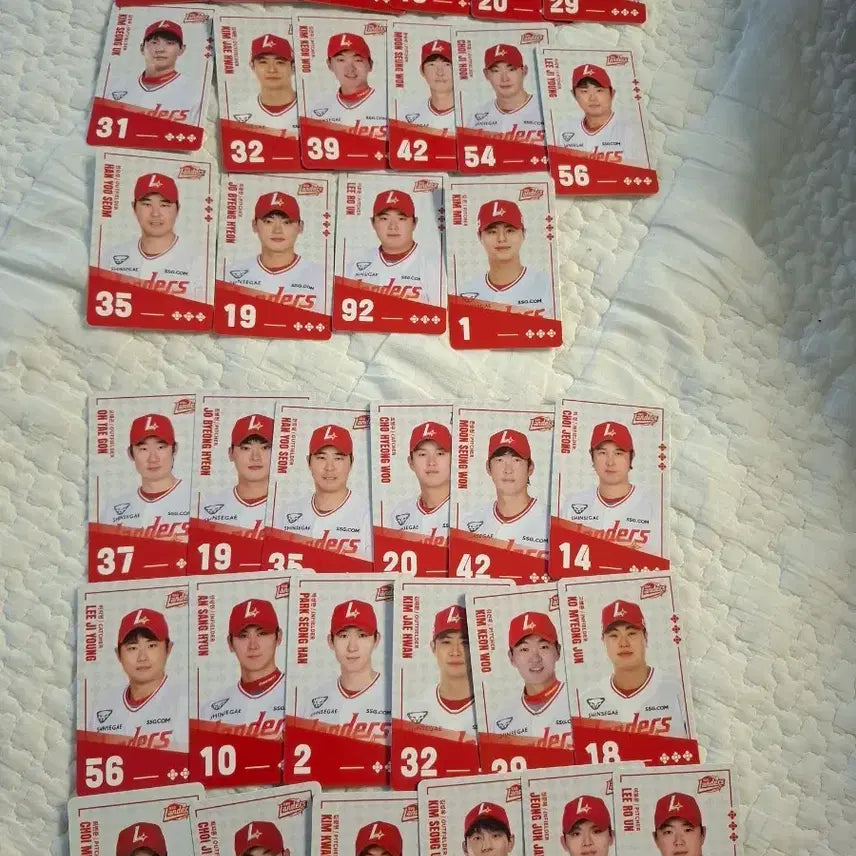 [BUNJANG] SSG Landers KBO Baseball Card Bundle Set / kbo 팔도비빔면 SSG랜더스 카드 일괄
