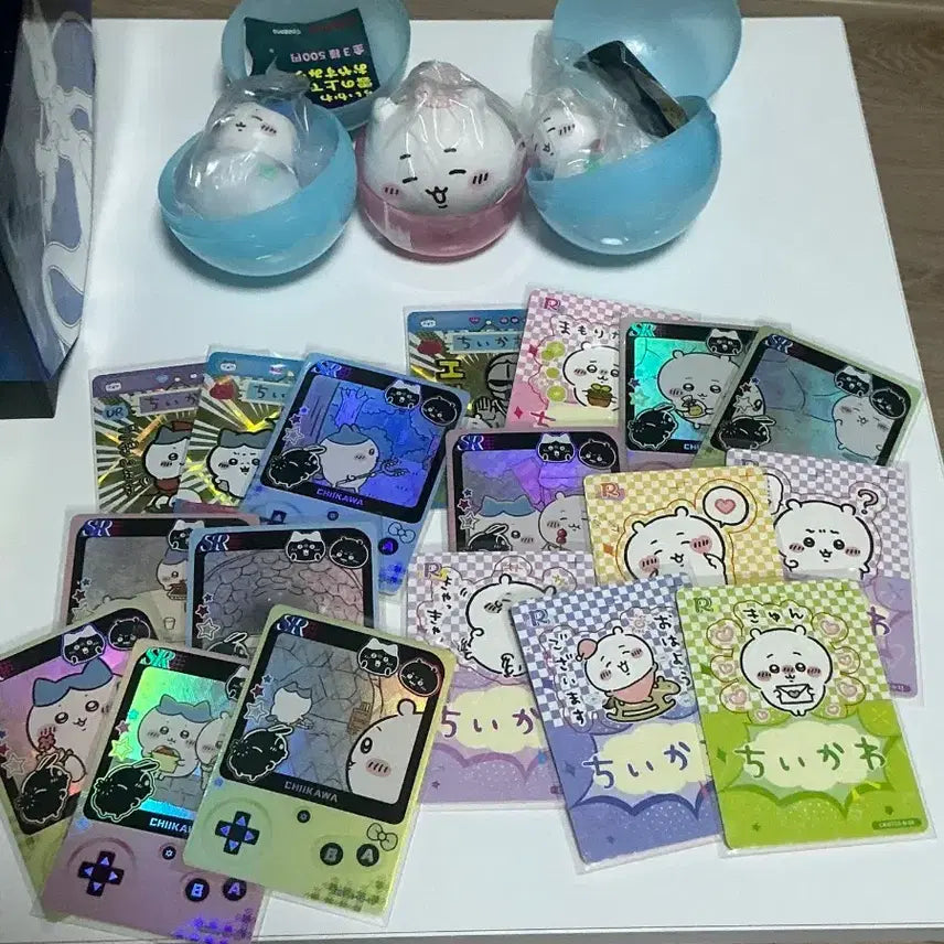 [BUNJANG] Chiikawa Capsule Toy Figure & Card Set / 치이카와 캡슐 토이 피규어 카드 세트