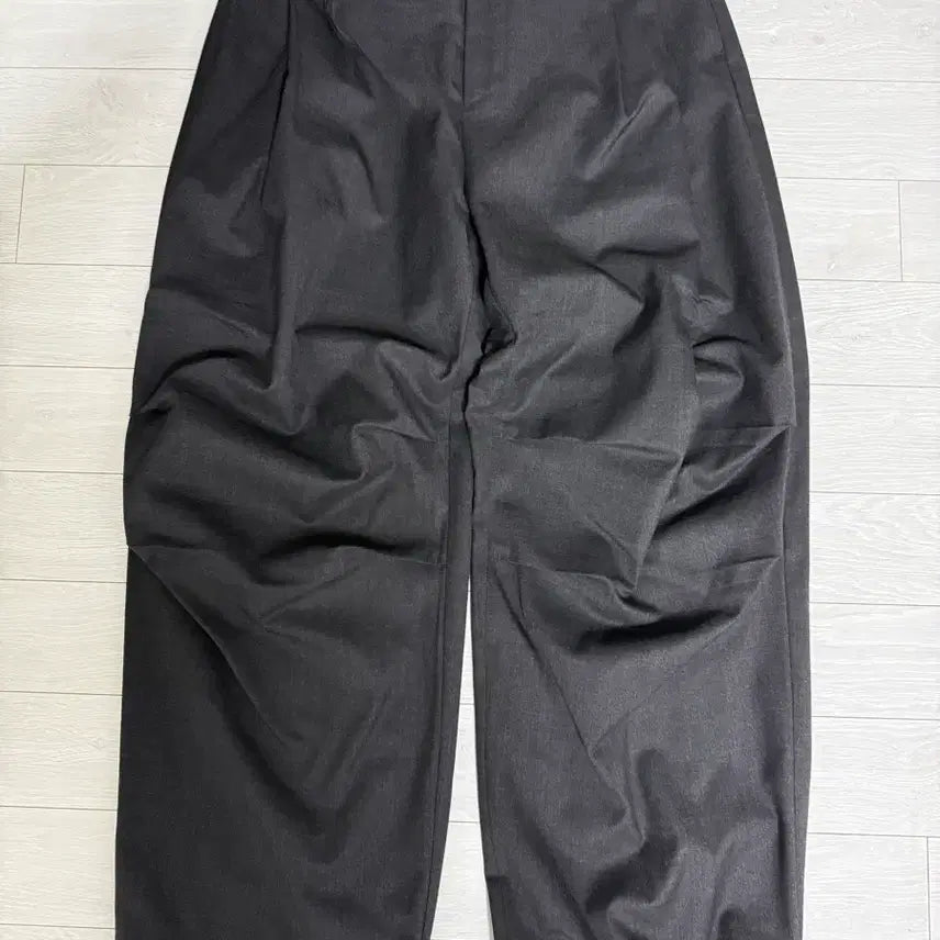[BUNJANG] Inspector 808 Parachute Charcoal Slacks 30 / 인스펙터 808 파라슈트 차콜 슬랙스 30