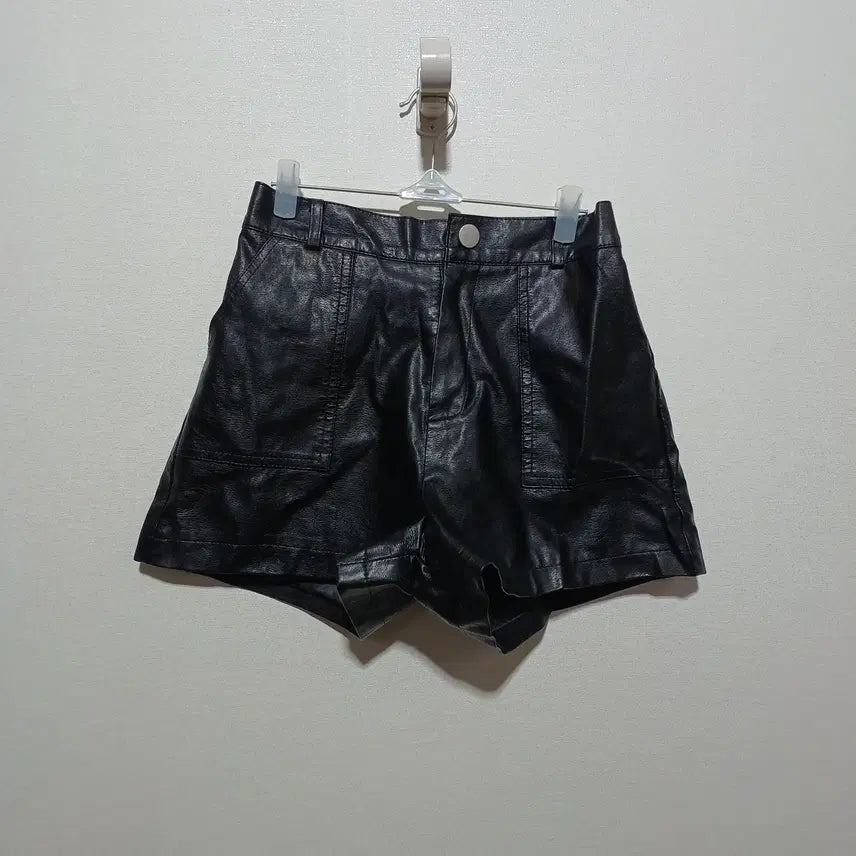 [BUNJANG] ELIRE Women's Faux Leather Shorts / ELIRE 여성 레자 반바지 (26A2079)