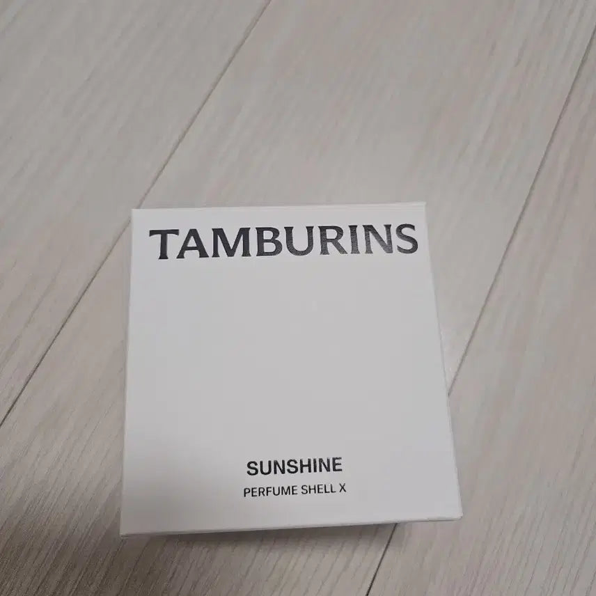 [BUNJANG] Tann Rütte Sunshine Perfume Shell X Hand Cream 30ml / 탬버린스 선샤인 퍼퓸 쉘 X 핸드크림 30ml 새상품