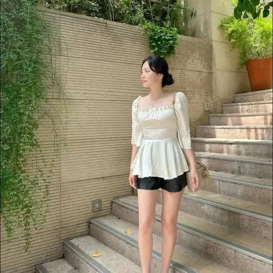 [BUNJANG] Graceyu Seri Blouse Cream / 새상품) 그레이스유 seri 세리 블라우스 크림