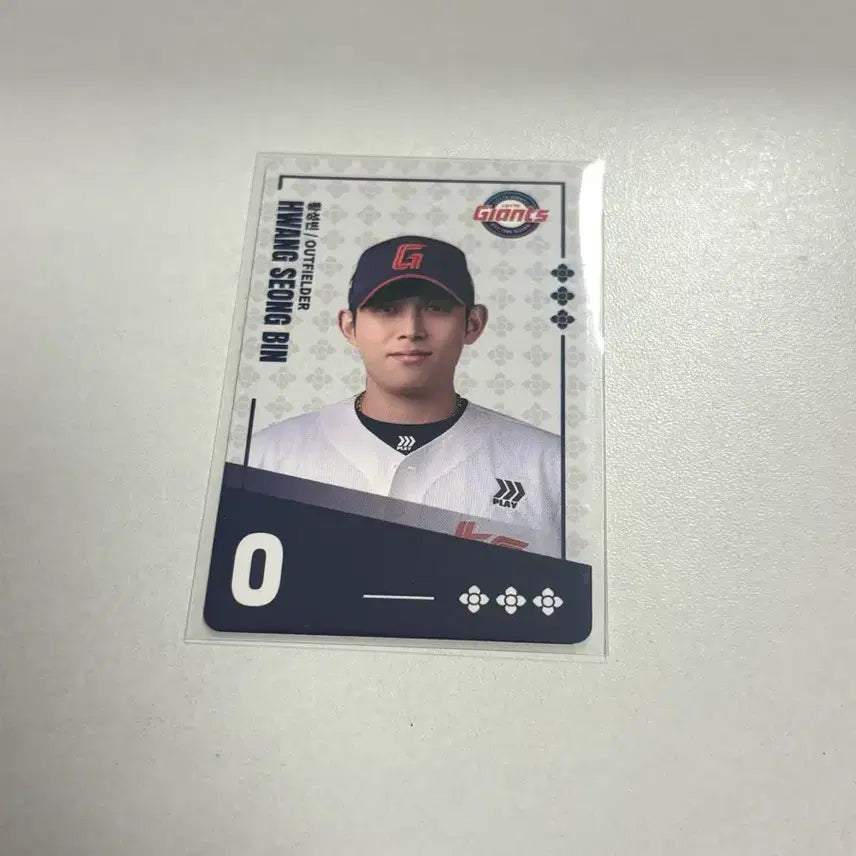 [BUNJANG] Lotte Giants Hwang Sung-bin Player Bibimmyeon Photocard / 롯데자이언트 황성빈 선수 비빔면 포토카드 판매