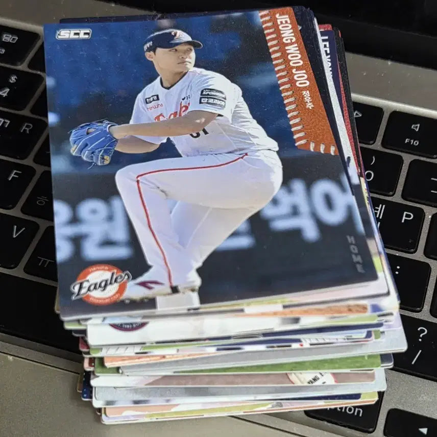 [BUNJANG] KBO Baseball Cards Bundle (Approx. 100 Cards) / kbo 카드 일괄판매(약 100장)