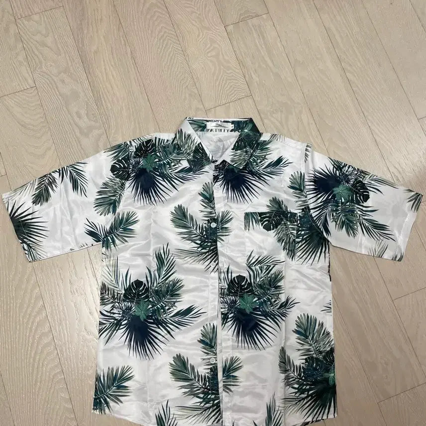 [BUNJANG] White Palm Tree Pattern Shirt / 화이트 야자수 패턴 셔츠