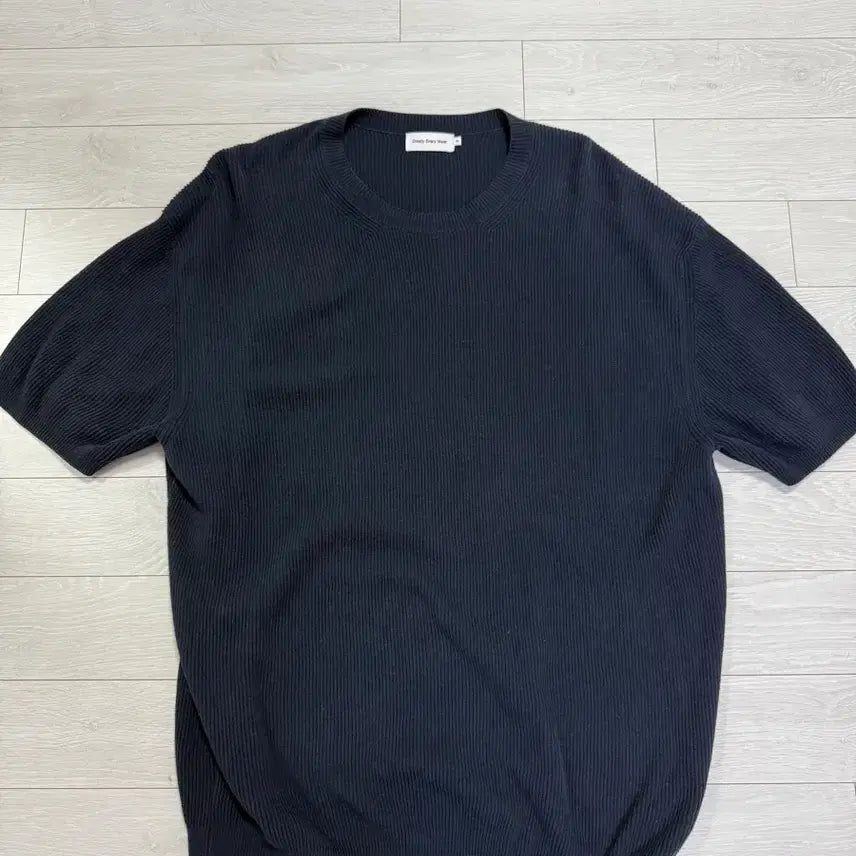 [BUNJANG] Steady And Everywhere Navy Round Half Knit Size 3 / 스테디에브리웨어 네이비 라운드 하프 니트 3