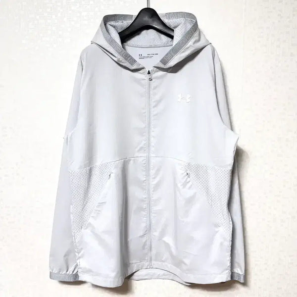 [BUNJANG] Under Armour Lightweight Zip-Up Windbreaker Jacket - Light Grey (XXL) / [2XL,110]언더아머 바람막이 집업 자켓 라이트그레이