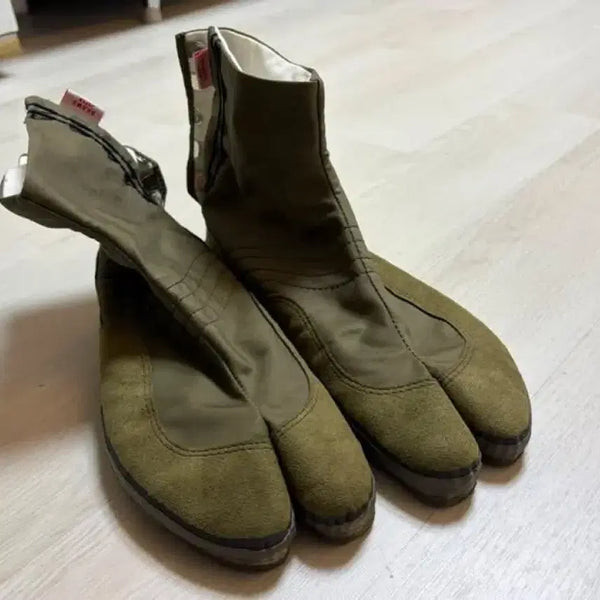 [BUNJANG] Moonstar x BEAMS Tabis Boots (270mm) / 문스타 빔즈 타비부츠