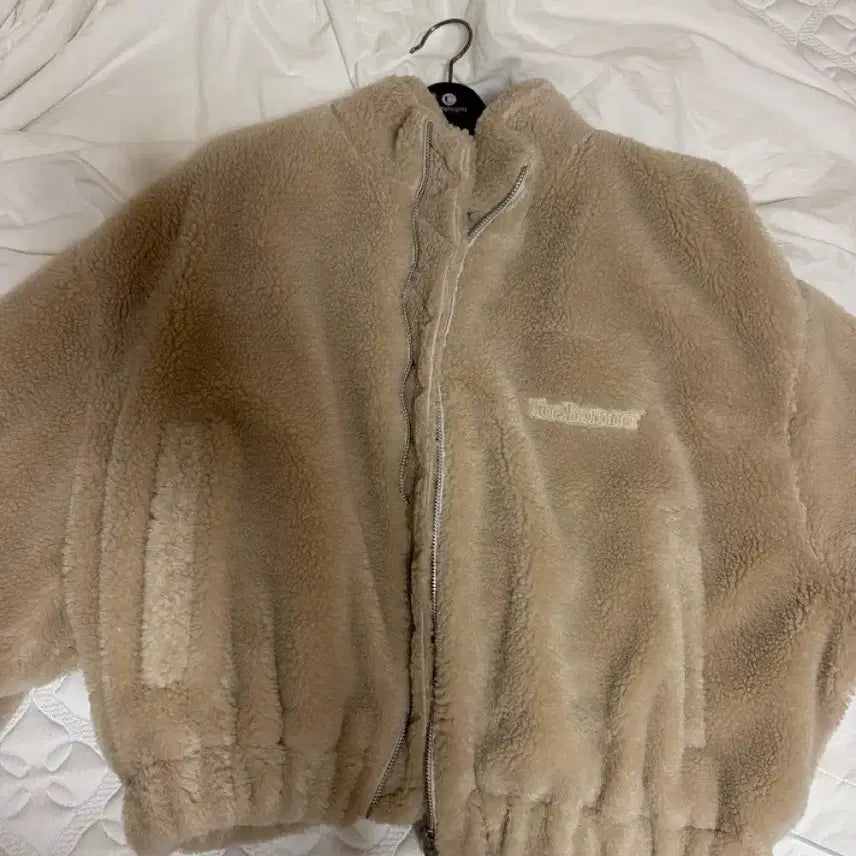 [BUNJANG] the barnnet Faux Fur Fleece Jumper / 더바넷 the barnnet 퍼 후리스