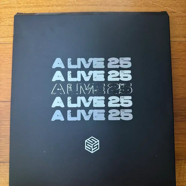 [BUNJANG] tripleS a live 25 Concert MD Photokit Postcard / 트리플에스 어라이브25 a live 25 콘서트 엠디 md포토키트 엽서 굿즈
