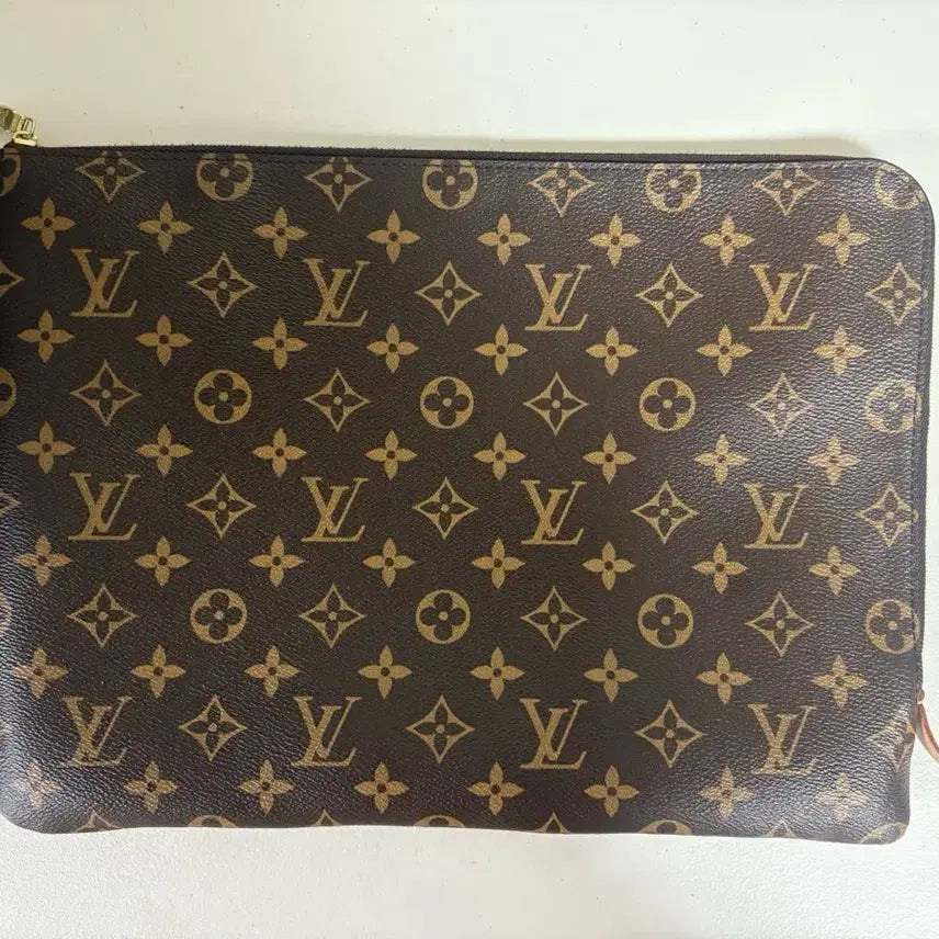 [BUNJANG] Louis Vuitton Etui Voyage MM Pouch / 루이비통 에튀 보야주 mm 클러치