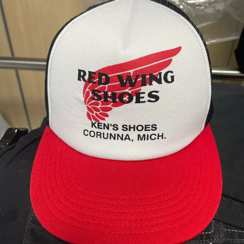 [BUNJANG] Red Wing Trucker Cap / 레드윙 트러캡