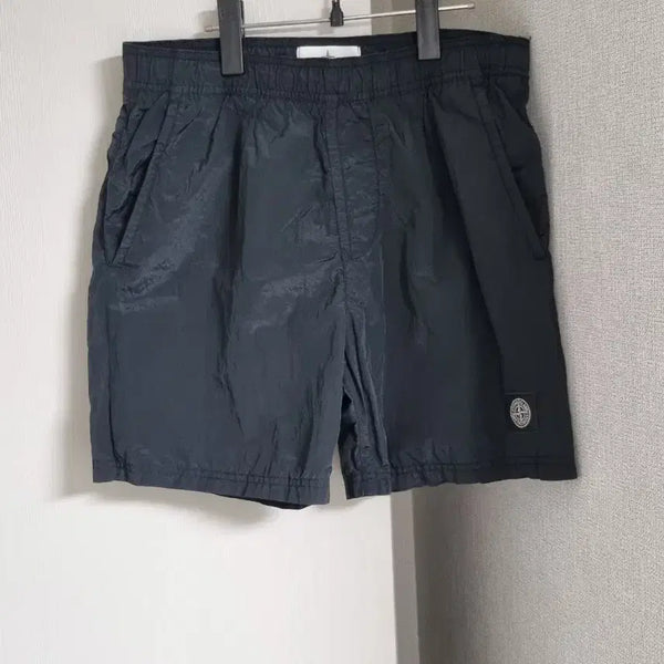 [BUNJANG] Stone Island Nylon Metal Shorts Black Size S / 스톤아일랜드 나일론메탈 쇼츠