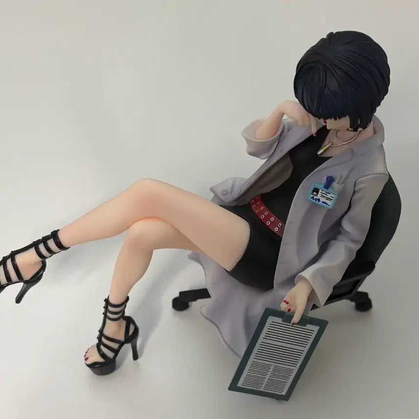 [BUNJANG] Persona 5 Tae Takemi Figure / 페르소나5 타케미 타에 피규어 조커 아마미야 렌