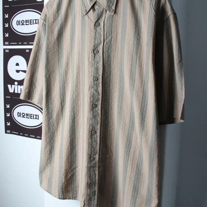 [BUNJANG] Uniqlo U Line Short Sleeve Collar T-Shirt Shirt / (L-XL) 유니클로 반팔 카라 티셔츠 셔츠 남방 U라인-H36878