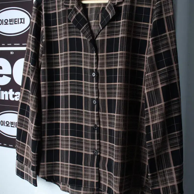 [BUNJANG] 8seconds Check V-Neck Shirt / W(M-L) 에잇세컨즈 셔츠 남방 브이넥 체크 블랙 놈코어-H36884