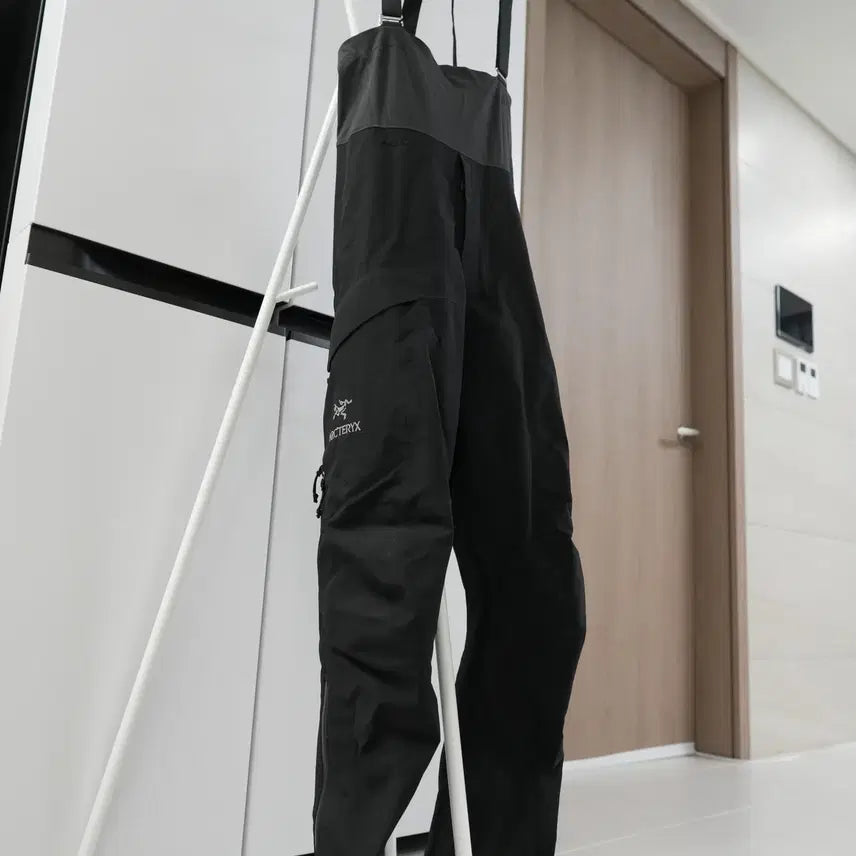 [BUNJANG] Arc'teryx Alpha SV Bib Pants (Medium, Black) / 아크테릭스 알파 SV 빕 바지 m 사이즈 - arcteryx alpha sv bib