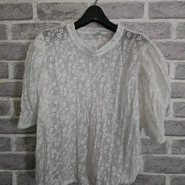 [BUNJANG] COSMIC White Flower Pattern See-Through Blouse / COSMIC 화이트 플라워 패턴 시스루 블라우스/알뜰한여우