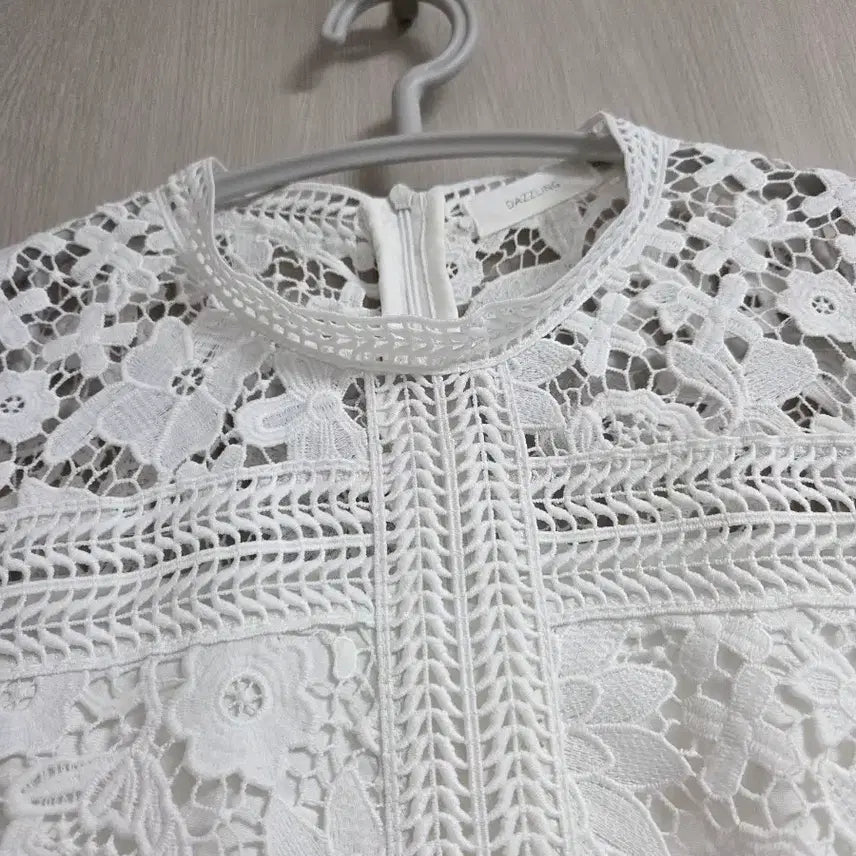 [BUNJANG] High-Quality Lace Dress / 고퀄 레이스원피스