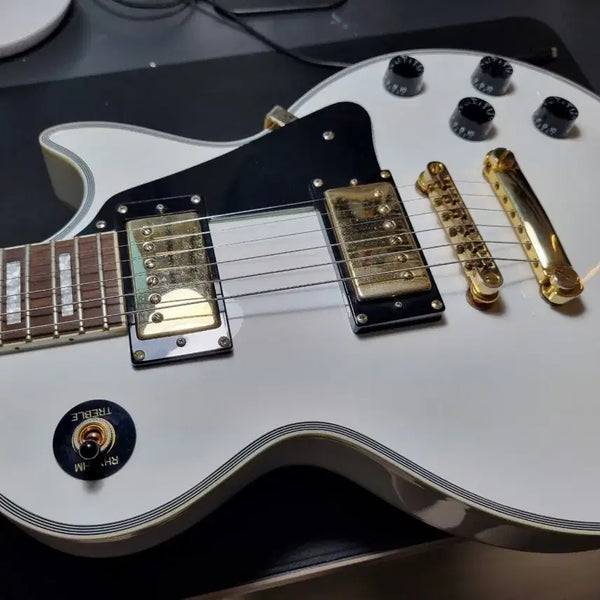 [BUNJANG] Epiphone Les Paul Alpine White Electric Guitar / 에피폰 커스텀 알파인 화이트 레스폴
