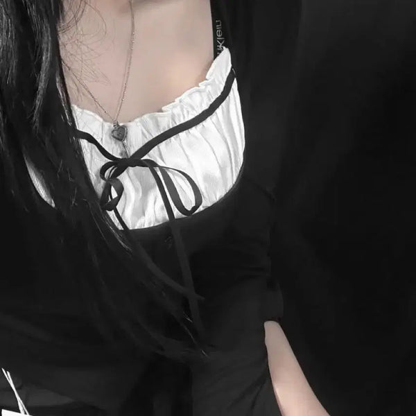 [BUNJANG] Lovely Black Lace Blouse with Ribbon / 공겜여주 러블리 블랙 레이스 블라우스 리본 탑 에이블리 빈티지