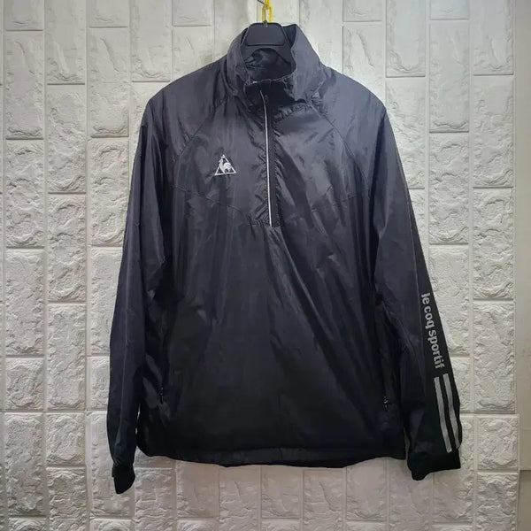[BUNJANG] Le Coq Sportif Women's Black Windbreaker Jumper / 르꼬끄 스포츠 바람막이 점퍼 블랙
