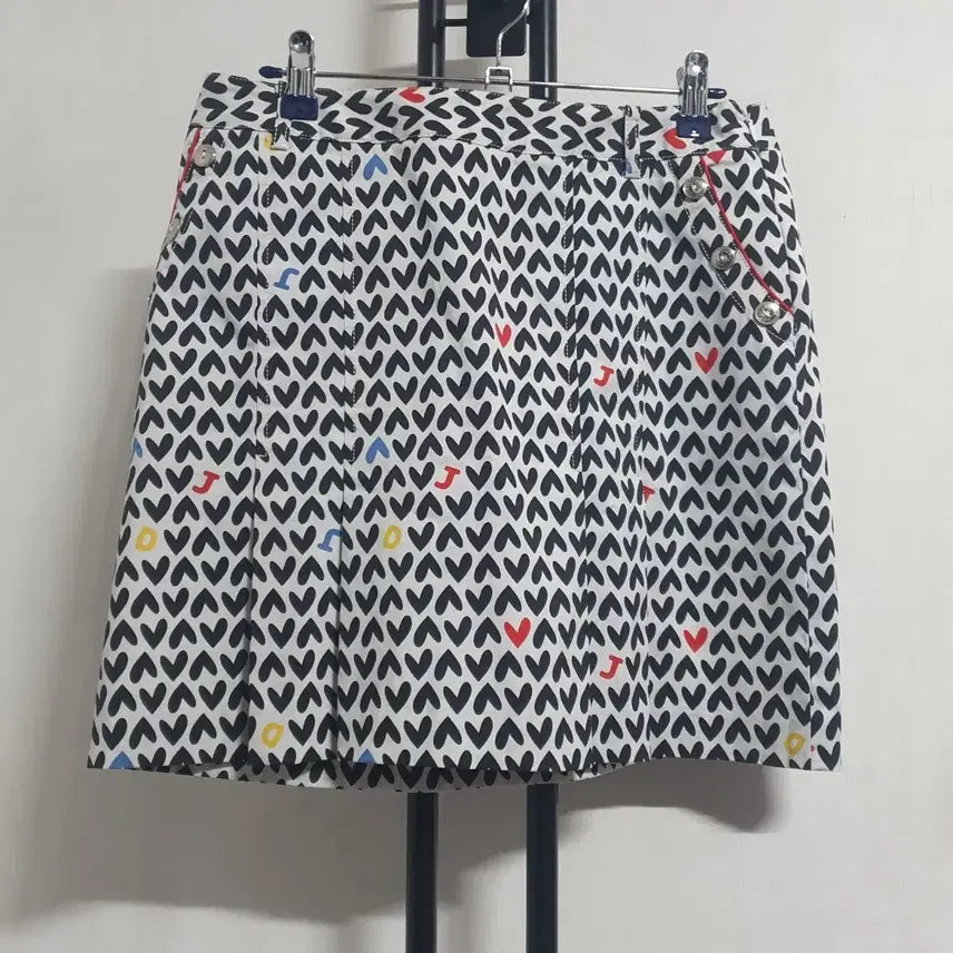 [BUNJANG] JANDIRO Heart Pattern Golf Skort Skirt Shorts Size 28 Inches / 28인치 잔디로골프 치마바지 하트패턴