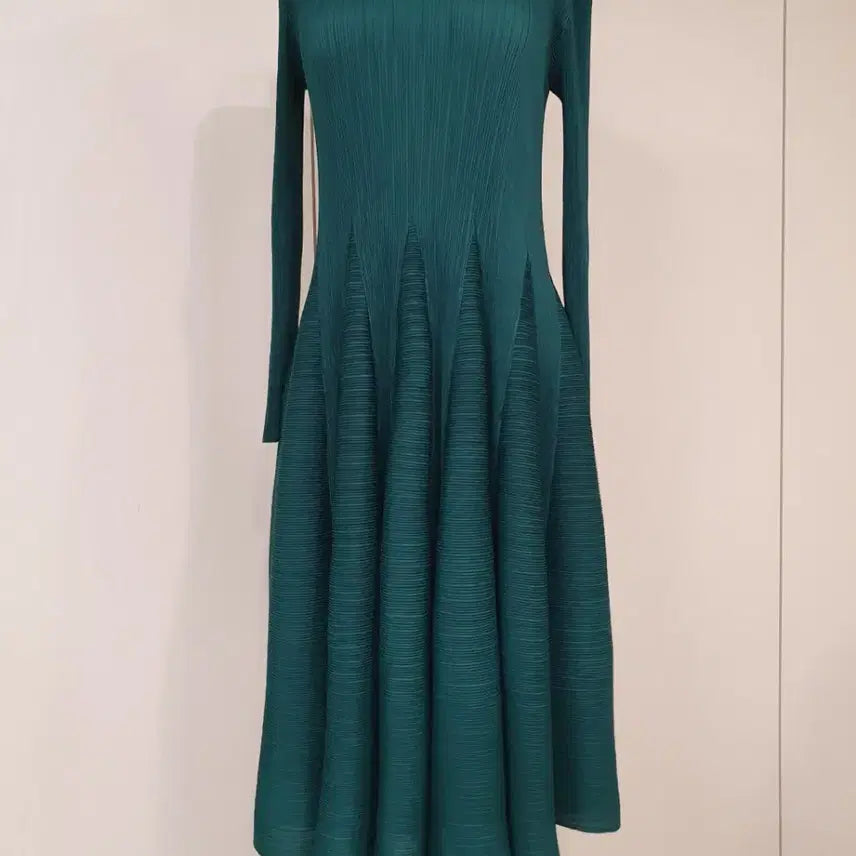 [BUNJANG] Pleated Long Dress Green / 플리츠 원피스 그린