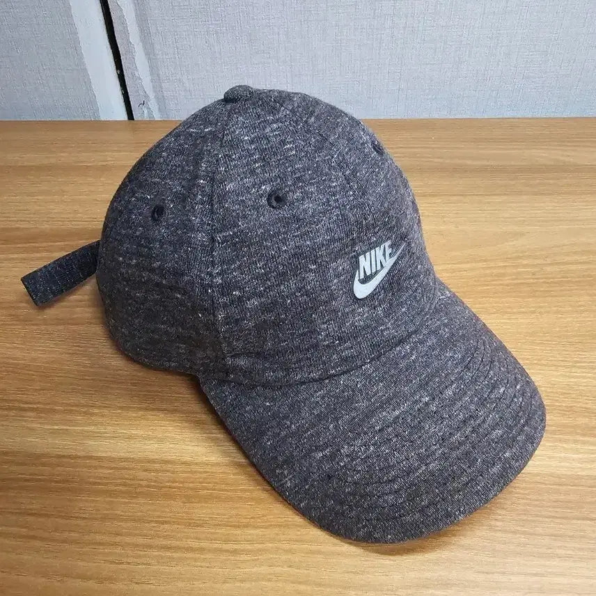 [BUNJANG] Nike Heritage 86 Metal Swoosh Cap Charcoal Gray / 나이키 정품 헤리티지86 메탈 스우시 볼캡 챠콜그레이