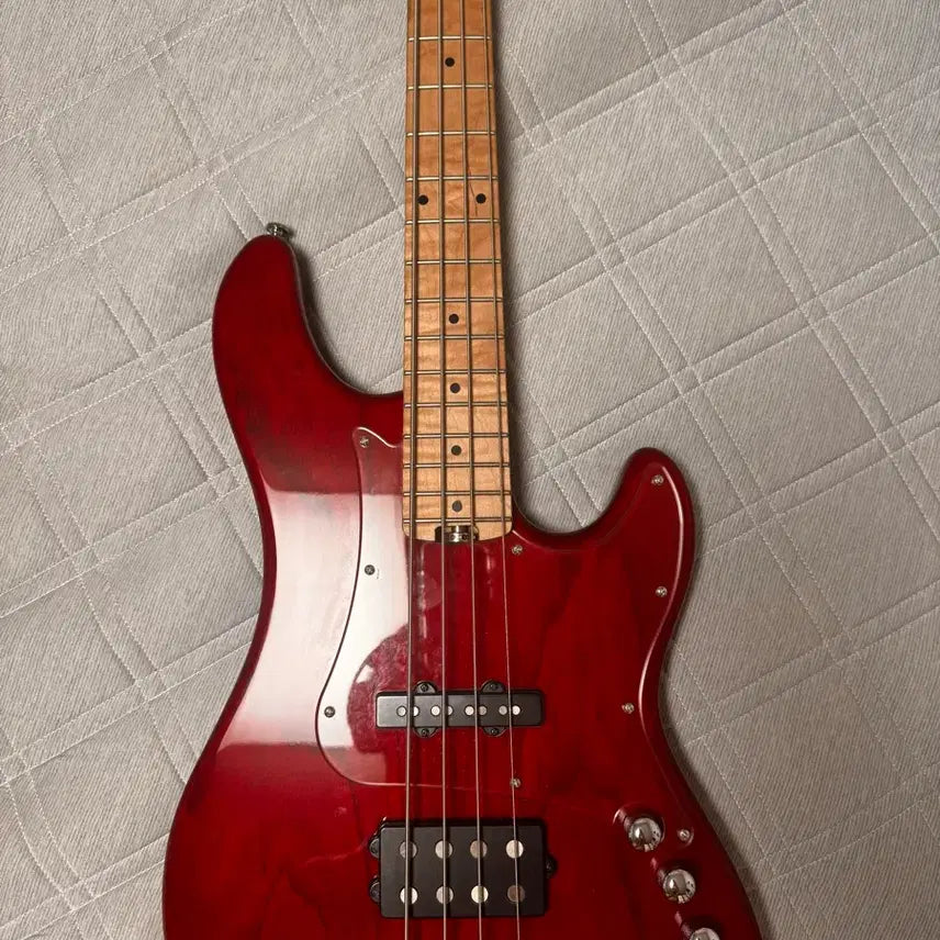 [BUNJANG] Colt GB74JH Bass Guitar / 콜트 gb74jh