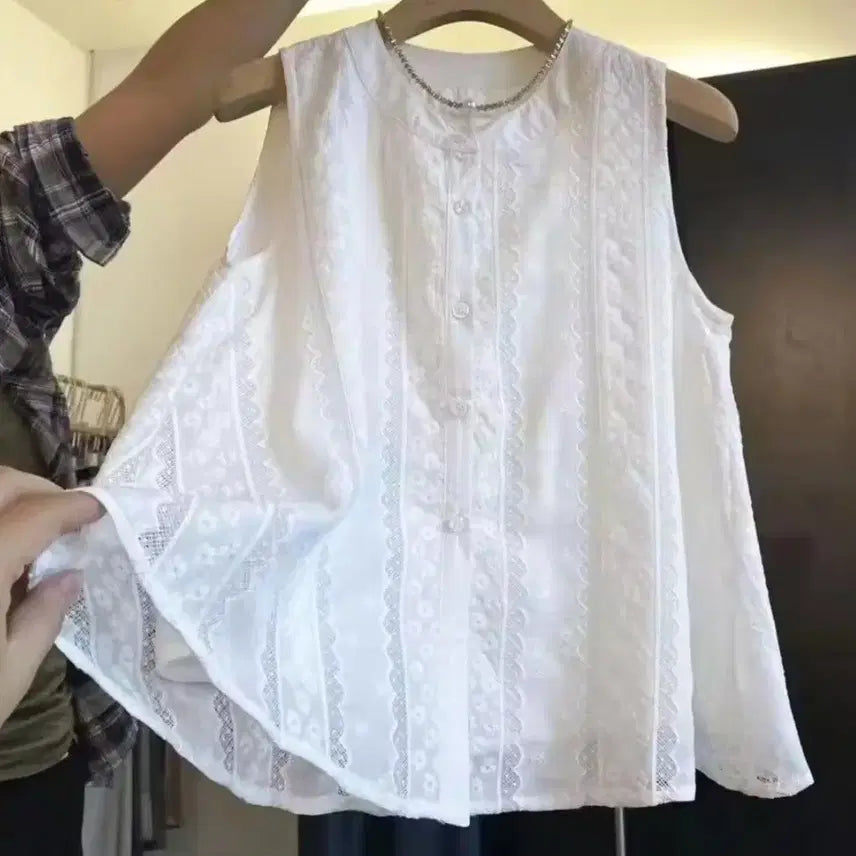 [BUNJANG] Bin Gallery Lace Sleeveless Blouse / ㅡ빈갤러리 ㅡ레이스 민소매 블라우스