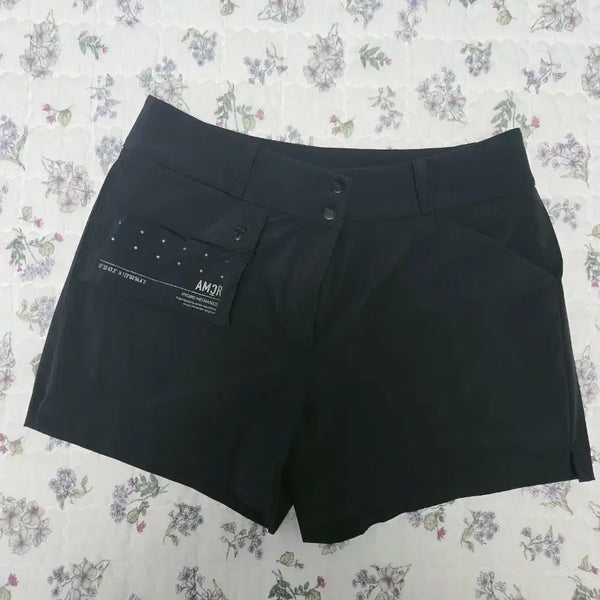 [BUNJANG] Amazingcree Women's Golf Shorts / 어메이징크리 여성 반바지