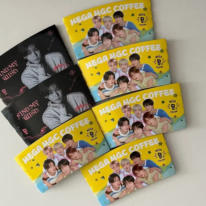 [BUNJANG] NCT WISH Riku Group Cup Holder Bundle Set / 일괄) 엔시티 위시 리쿠 단체 컵홀더 nct wish 메가 mgc