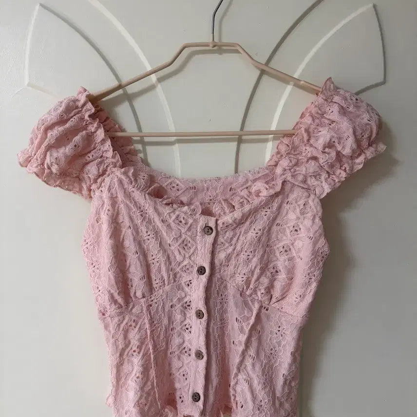 [BUNJANG] Pink Lace Puff Blouse / 핑크 레이스 퍼프 블라우스