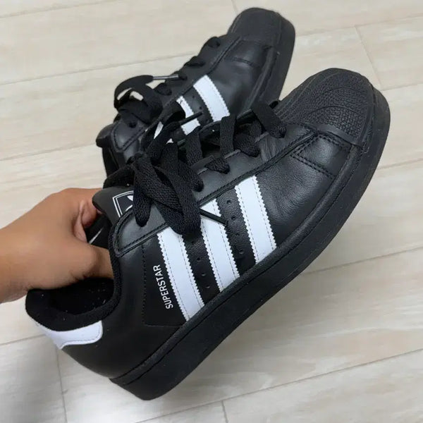 [BUNJANG] Adidas Superstar 2 Black White JI0079 / 245)아디다스 슈퍼스타 2 코어 블랙 클라우드 화이트 JI0079