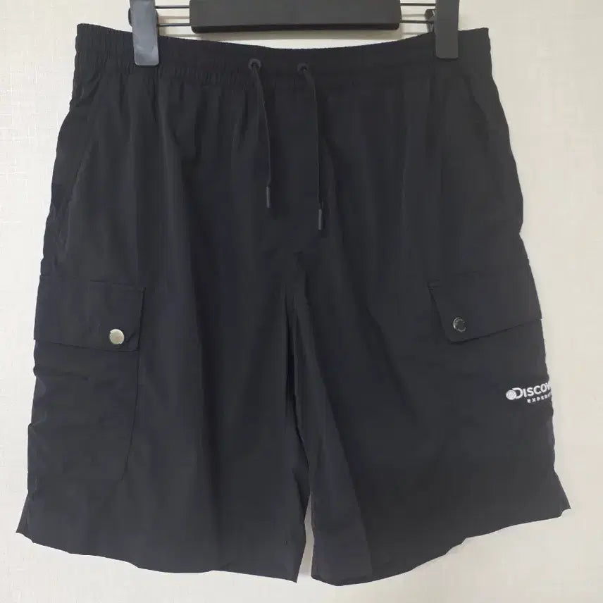 [BUNJANG] Discovery Expedition Black Shorts Size 32 / 디스커버리 익스페디션 반바지 블랙 82