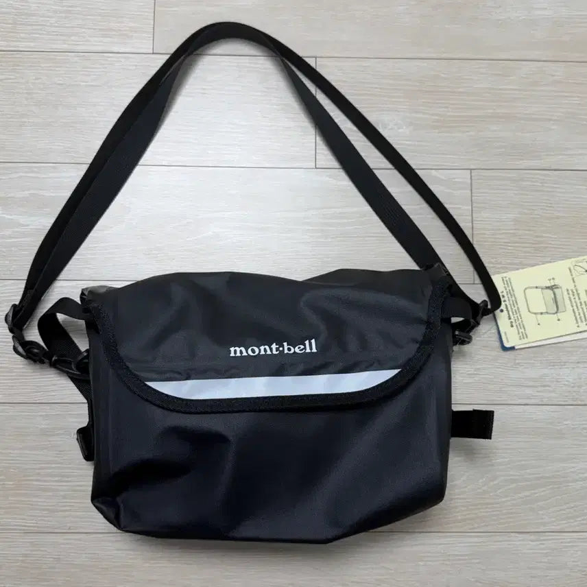 [BUNJANG] Montbell Dry Shoulder M Bag Black / 새상품)몽벨 투웨이 가방 드라이 숄더 M 블랙