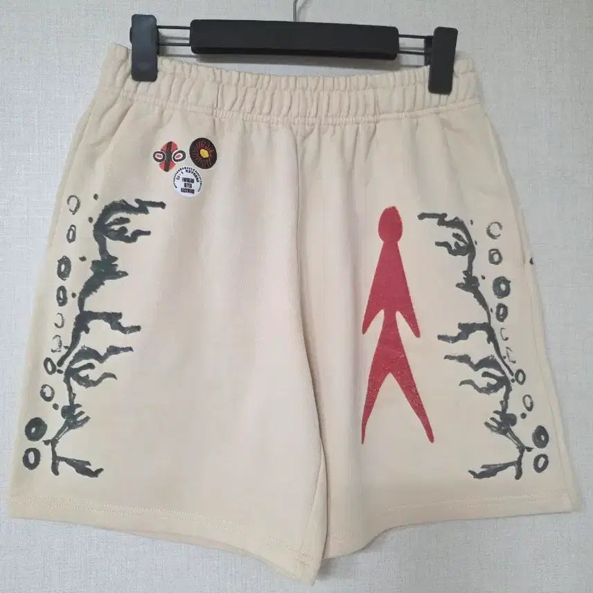 [BUNJANG] Castelbajac Cream Character Print Shorts M / 카스텔바작 크림색 캐릭터 프린팅 반바지M