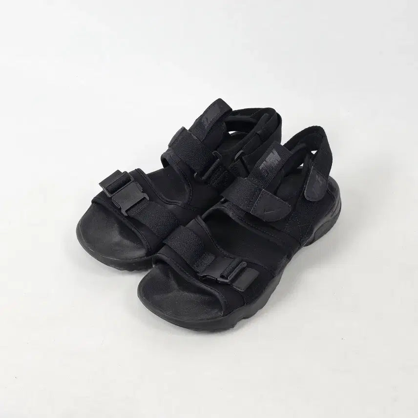 [BUNJANG] Nike Canyon Black Sandals Size 260 / 나이키 캐년 블랙 샌들 260.ㅅ