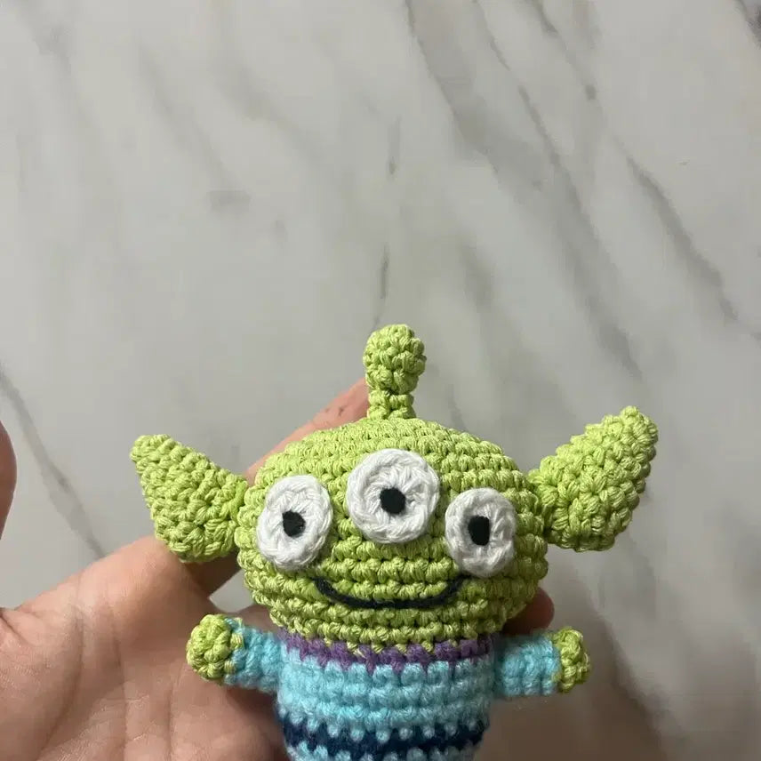 [BUNJANG] Pizza Planet Alien Keychain / 피자 플래닛 외계인