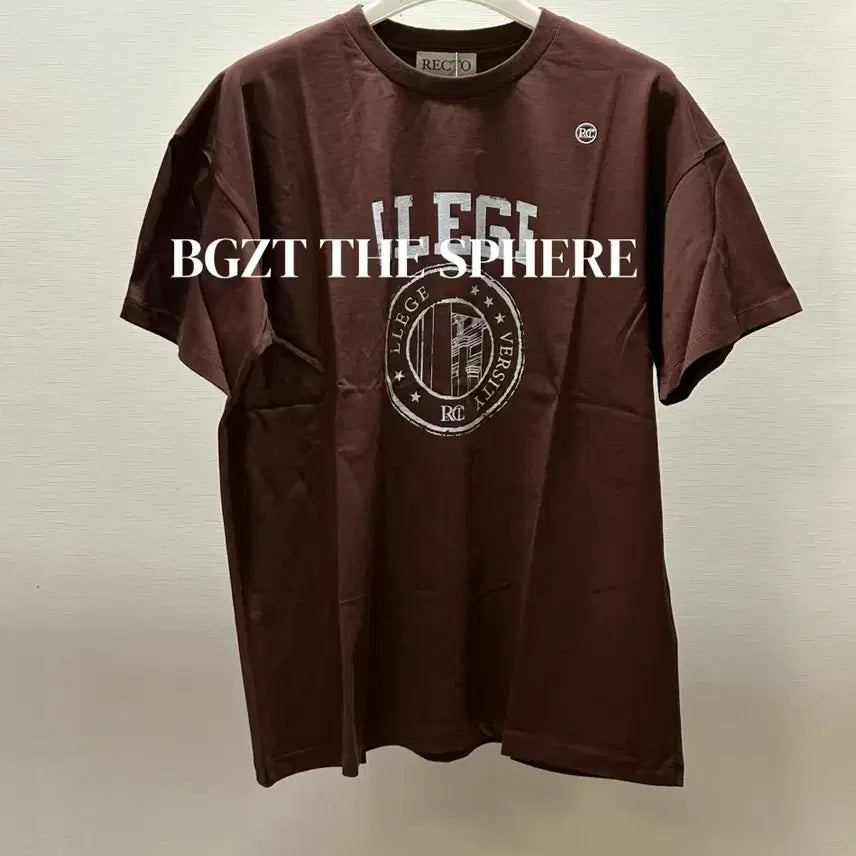 [BUNJANG] RECTO LLEGE Lizzy Logo Short-Sleeve T-Shirt Burgundy Brown / 렉토 LLEGE 리지 로고 반팔 티셔츠 버건디 브라운
