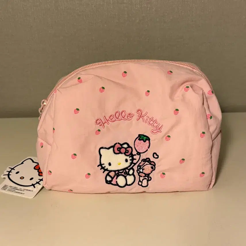 [BUNJANG] Hello Kitty Strawberry Pouch / (새상품) 헬로키티 딸기 파우치