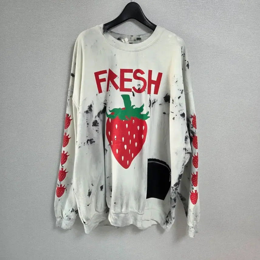 [BUNJANG] WESTFALL Strawberry Graphic Sweatshirt XL / WESTFALL 웨스트폴 FRESH 딸기 맨투맨 XL / 남녀공용
